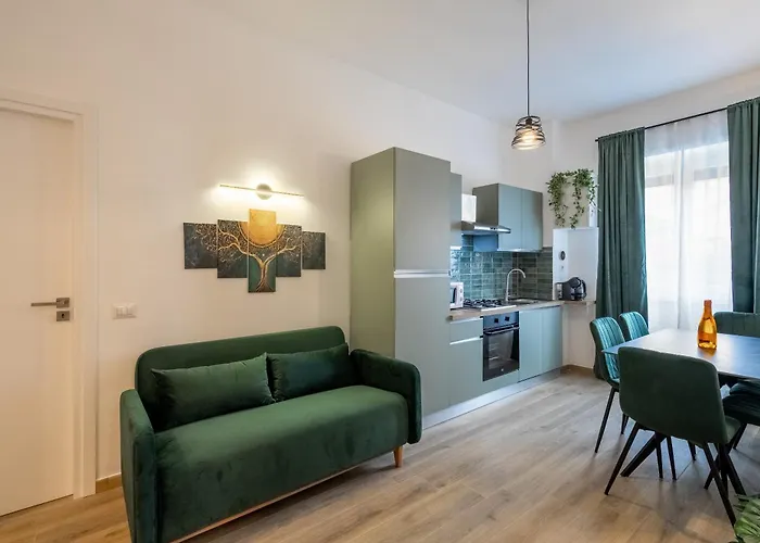 St Peter Luxury - Walk To Vatican, 4-6 Pax, A-c *
