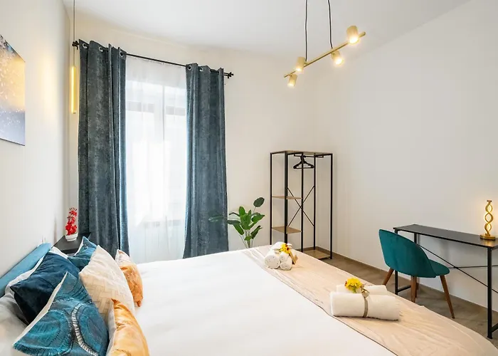 Apartment St Peter Luxury - Walk To Vatican, 4-6 Pax, A-c